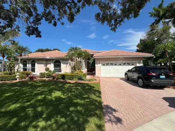 1501 NW 180th Way, Pembroke Pines, FL 33029
