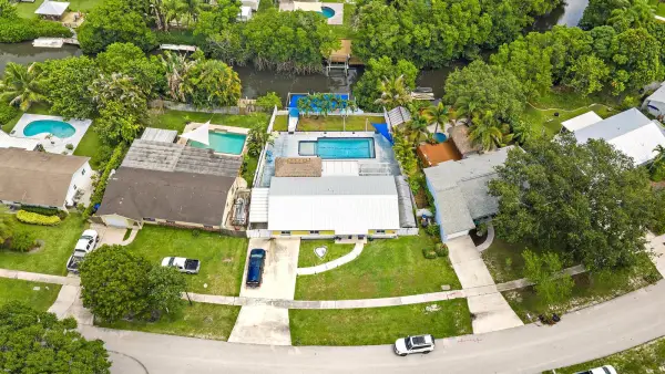 1005 Mohawk Street, Jupiter, FL 33458