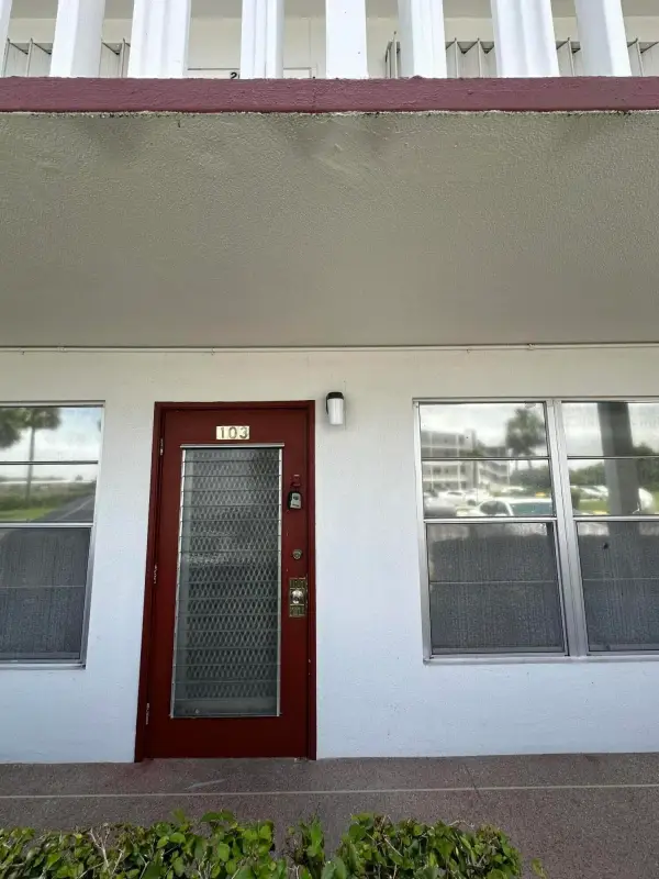 103 Greenbrier C, West Palm Beach, FL 33417