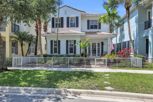 212 W Bay Cedar Circle, Jupiter, FL 33458