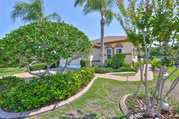 1917 Sterling Glen Court, Sun City Center, FL, 33573
