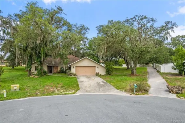3350 S Winding Path, Inverness, FL, 34450