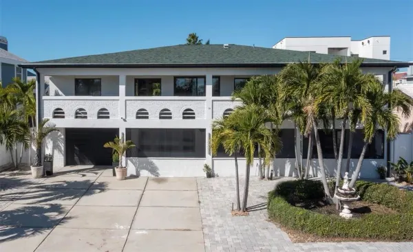 2710 Hibiscus Drive W, Belleair Beach, FL, 33786
