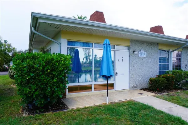 4350 Tahitian Gardens Circle, Unit E, Holiday, FL, 34691