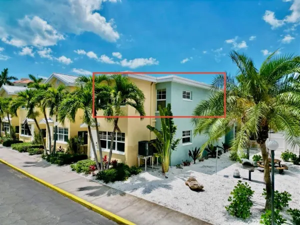 19417 Gulf Boulevard, Unit D201, Indian Rocks Beach, FL, 33785