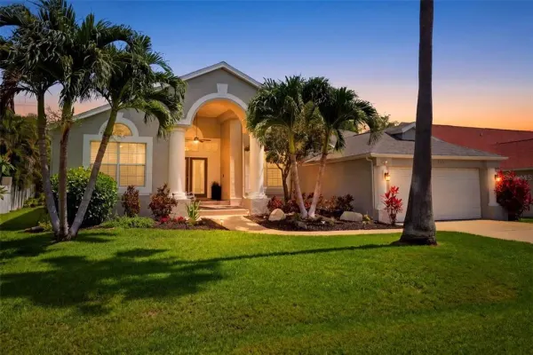 631 De Soto Drive, Tierra Verde, FL, 33715