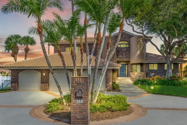 833 Ponce De Leon Drive, Tierra Verde, FL, 33715