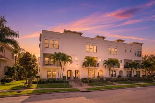 1867 5th Street N, St Petersburg, FL, 33704