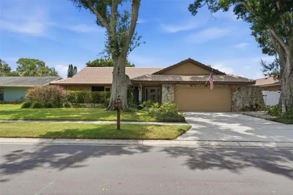 12104 99th Avenue, Seminole, FL, 33772