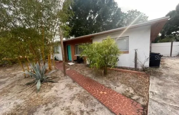 709 W Bayshore Drive, Tarpon Springs, FL, 34689