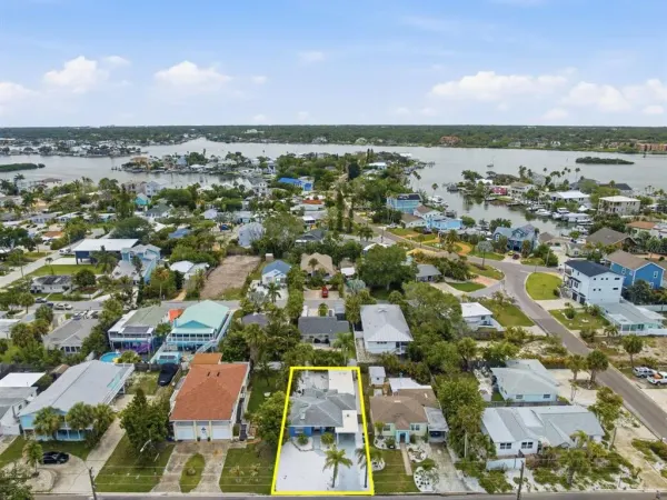 1207 1st Street, Indian Rocks Beach, FL, 33785