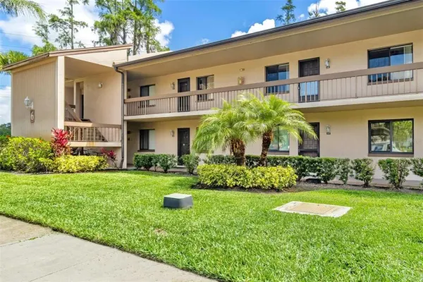 108 Woodlands Court, Unit 108, Oldsmar, FL, 34677