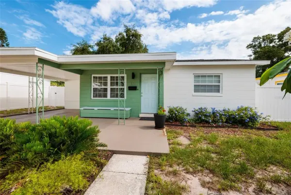 661 63rd Avenue S, St Petersburg, FL, 33705