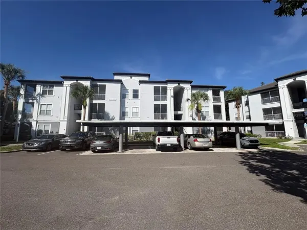 5821 Legacy Crescent Place, Unit 102, Riverview, FL, 33578