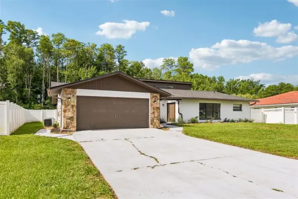 4545 Debbie Lane, Lutz, FL, 33559