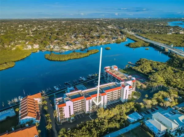 19111 Vista Bay Drive, Unit 304, Indian Shores, FL, 33785