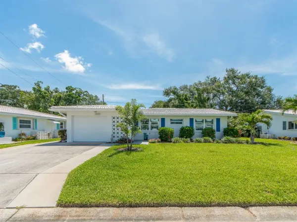 9259 142nd Street, Seminole, FL, 33776
