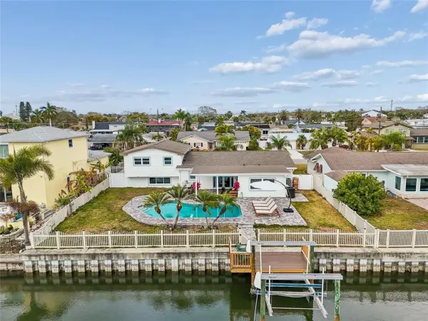 8722 Hickorywood Lane, Tampa, FL, 33615