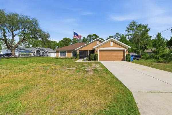 12270 House Finch Road, Weeki Wachee, FL, 34614