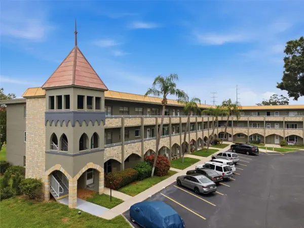 2462 Brazilia Drive, Unit 70, Clearwater, FL, 33763