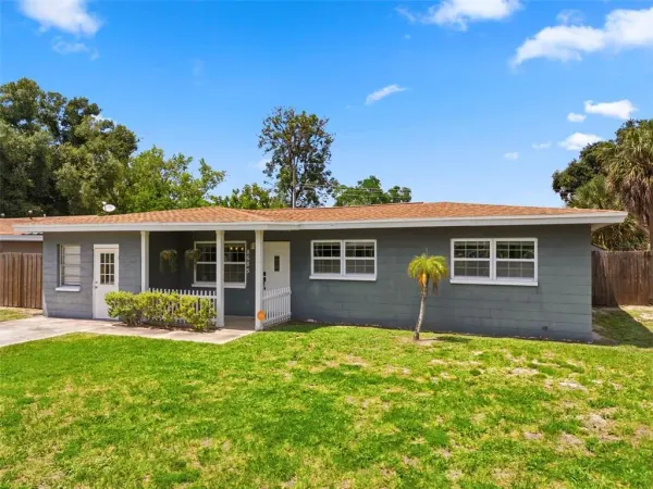 8685 Magnolia Drive, Seminole, FL, 33777