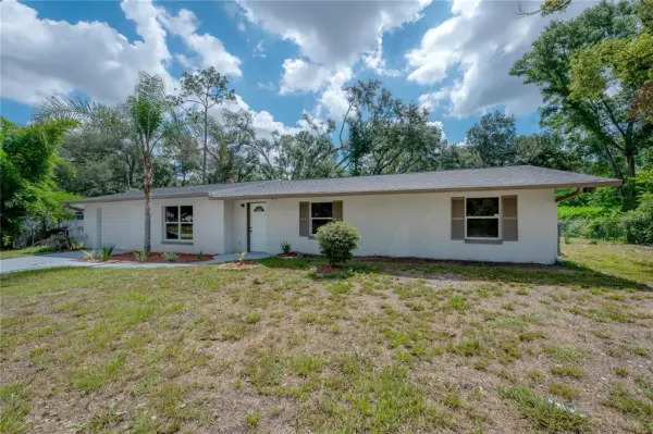 6042 Hazelwood Drive, Zephyrhills, FL, 33542