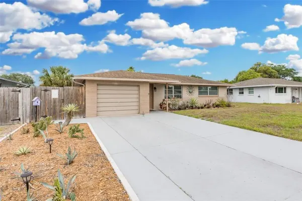 10117 Gardenia Lane, Port Richey, FL, 34668