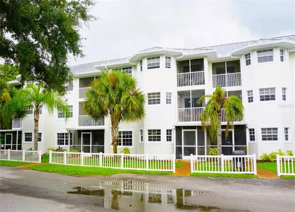 2077 Wetland Point, Unit 1301, Lutz, FL, 33558