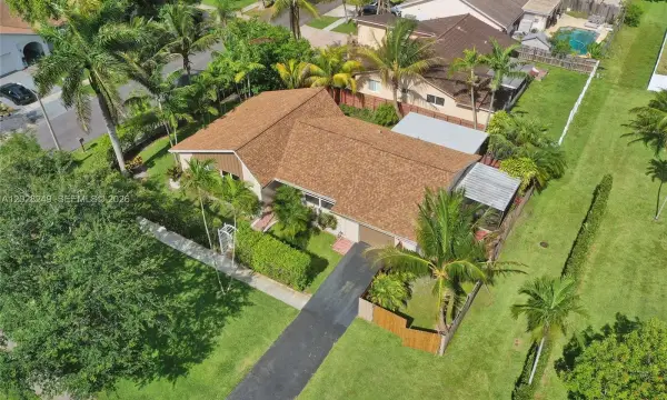 417 SE 4th Street, Dania Beach, FL 33004