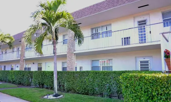 9855 Sandalfoot Boulevard 308, Boca Raton, FL 33428