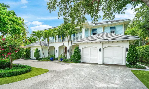 2249 E Maya Palm Drive, Boca Raton, FL 33432