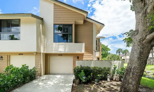 6096 Glendale Drive, Boca Raton, FL 33433