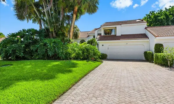 7338 Woodmont Court, Boca Raton, FL 33434