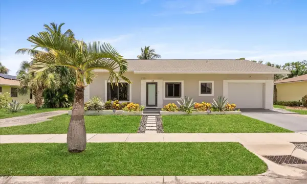 728 NE 9th Avenue, Boynton Beach, FL 33435