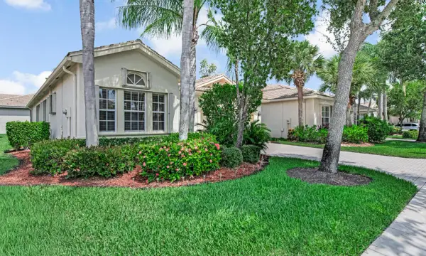 7718 Ocean Sunset Drive, Lake Worth, FL 33467