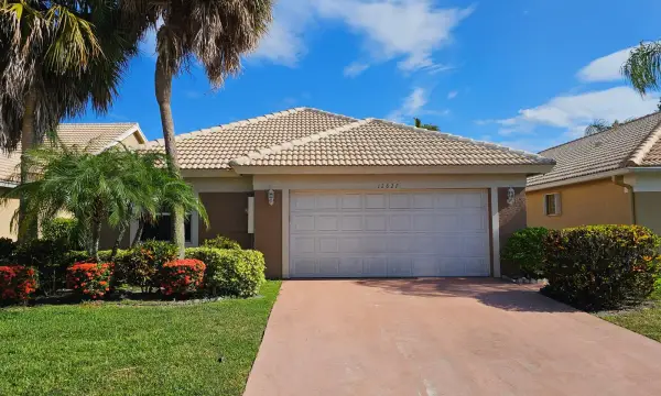 12827 Hampton Lakes Circle, Boynton Beach, FL 33436