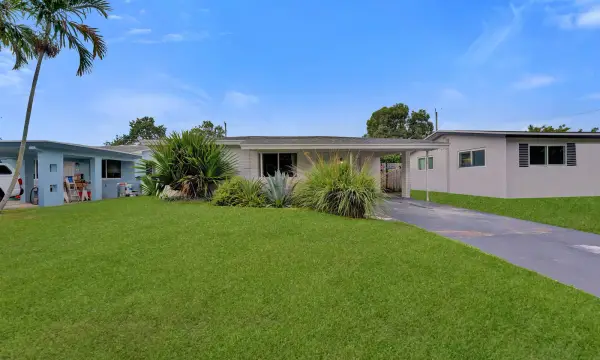 180 NW 48th Court, Oakland Park, FL 33309