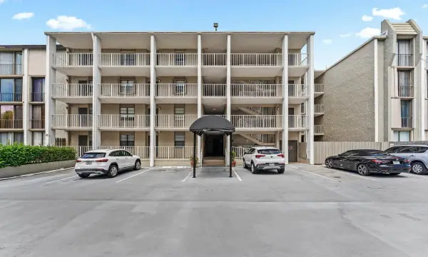 501 SW 11th Place 412, Boca Raton, FL 33432