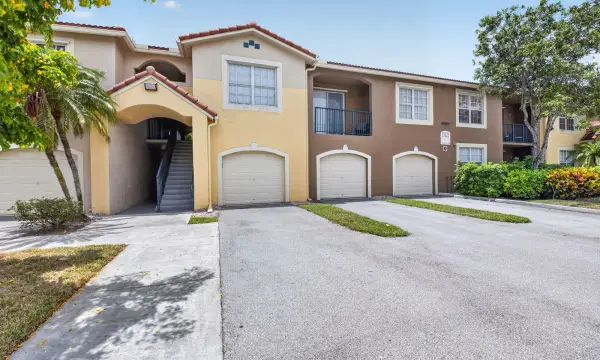 15125 Michelangelo Boulevard 202, Delray Beach, FL 33446