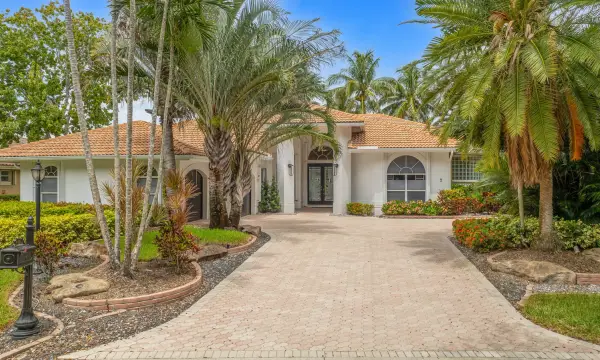 6001 NW 97th Drive, Parkland, FL 33076