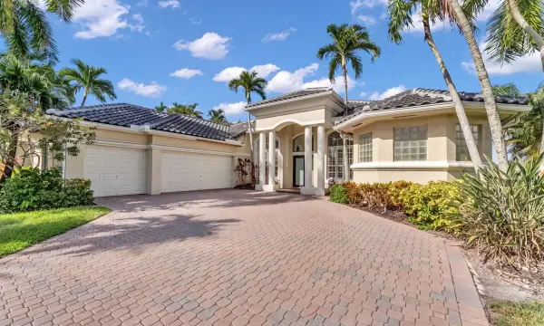 21409 Crestfalls Court, Boca Raton, FL 33428
