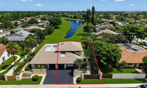 2833 SW 6th Street, Delray Beach, FL 33445