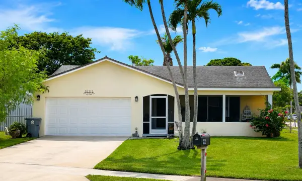 22217 SW 64th Terrace, Boca Raton, FL 33428