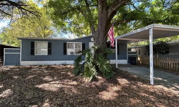 10638 Bay Hills Circle, Thonotosassa, FL, 33592