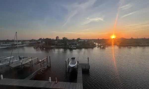 6432 Sunset Bay Circle, Apollo Beach, FL, 33572