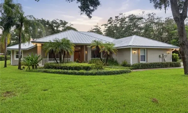 2042 Academy Court, New Port Richey, FL, 34655