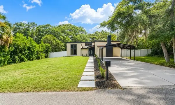 16123 E Lake Burrell Drive, Lutz, FL, 33549