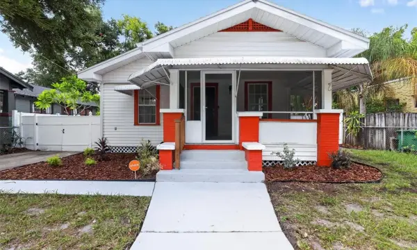 813 E New Orleans Avenue, Tampa, FL, 33603