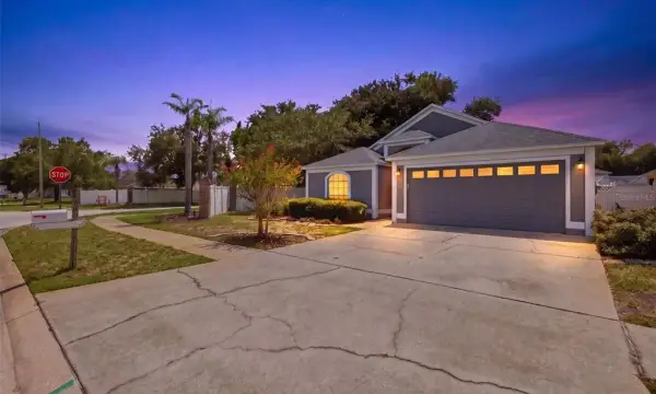 860 Rocky Mountain Court, Valrico, FL, 33594