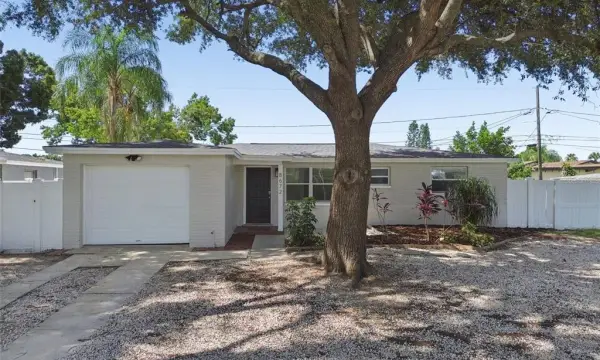 8672 78th Place, Seminole, FL, 33777